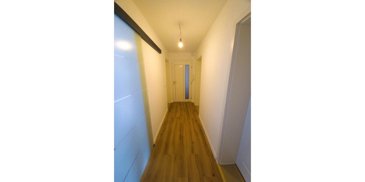 Etagenwohnung Hohenmölsen - 3 Zimmer, 61 m&sup2;, 70.000&euro; | Angebot:26701386