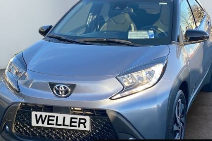 Toyota Aygo (X) 3.693 km 15.990 &euro; Leipzig 04178
