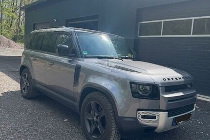 Land Rover Defender 25.341 km 82.500 € Wurzen OT Kornhain 04808