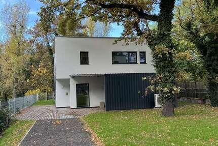 Haus Leipzig Schönefeld-Abtnaundorf - 4 Zimmer, 142 m&sup2;, 1.950&euro; | Angebot:26840534