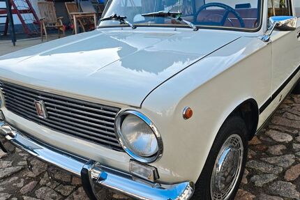 Lada 2107 99.000 km 9.800 &euro; Leipzig 04319