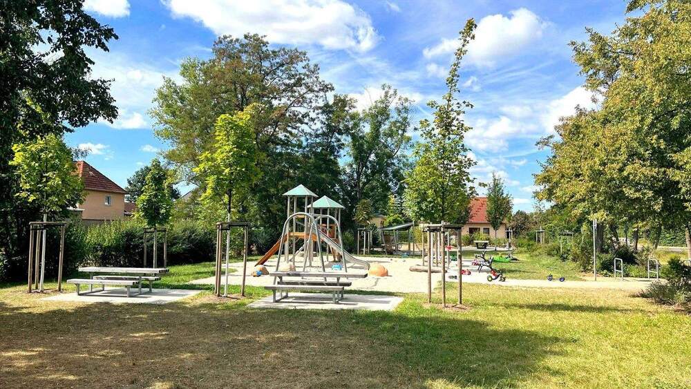 Doppelhaushälfte Leipzig Burghausen-Rückmarsdorf - 6 Zimmer, 158 m&sup2;, 2.675&euro; | Angebot:25775599