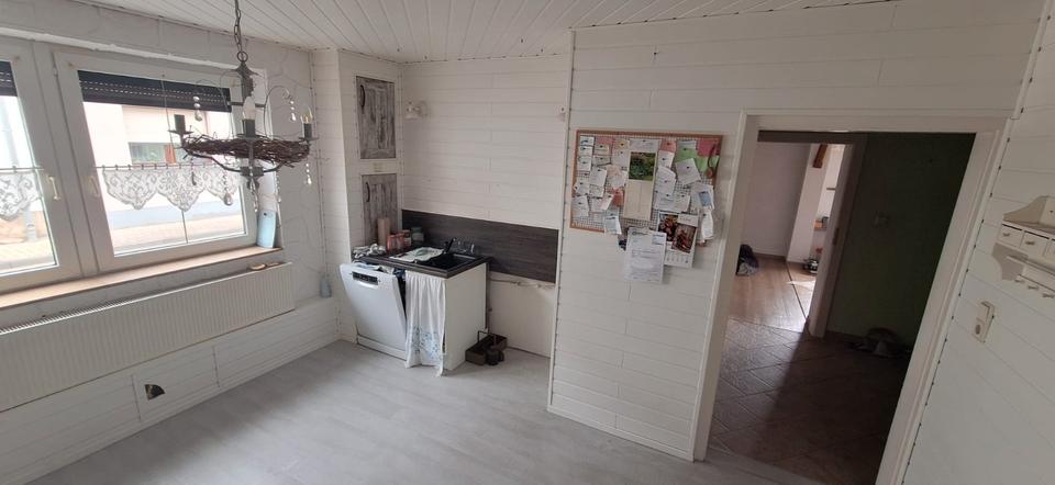 Einfamilienhaus Borna - 8 Zimmer, 175 m&sup2;, 290.000&euro; | Angebot:26926219
