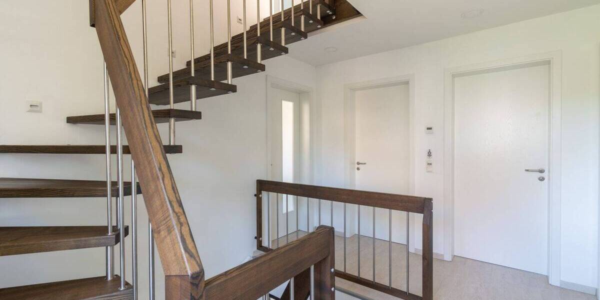 Einfamilienhaus Leipzig / Lößnig Lößnig - 7 Zimmer, 200 m&sup2;, 2.997&euro; | Angebot:26826188
