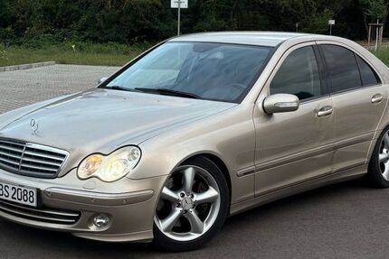 Mercedes-Benz C 180 165.123 km 3.250 &euro; Grosskugel 06184