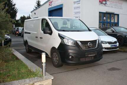 Nissan NV300