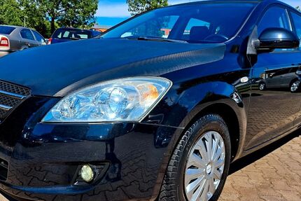 Kia ceed / Ceed 90.487 km 3.333 &euro; Leipzig 04205