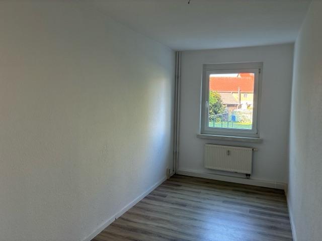 Erdgeschoßwohnung Borna - 3 Zimmer, 59 m&sup2;, 354&euro; | Angebot:26512227