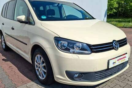 VW Touran 434.625 km 4.400 &euro; Borna 04552
