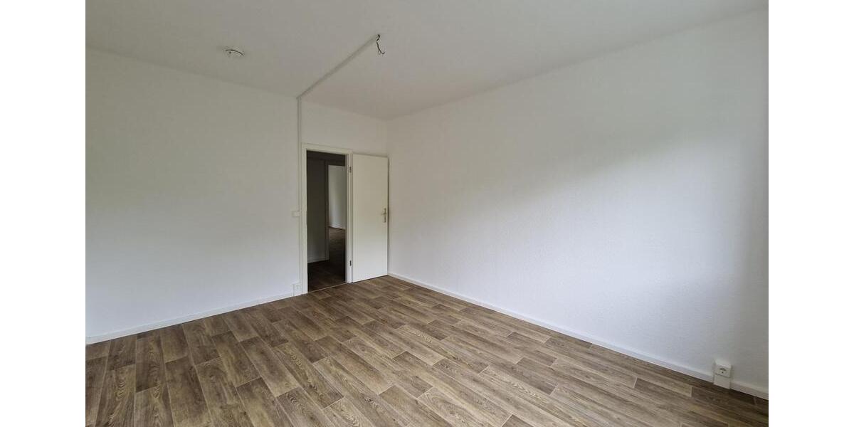 Etagenwohnung Leipzig Lausen-Grünau - 3 Zimmer, 69 m&sup2;, 534&euro; | Angebot:26587848