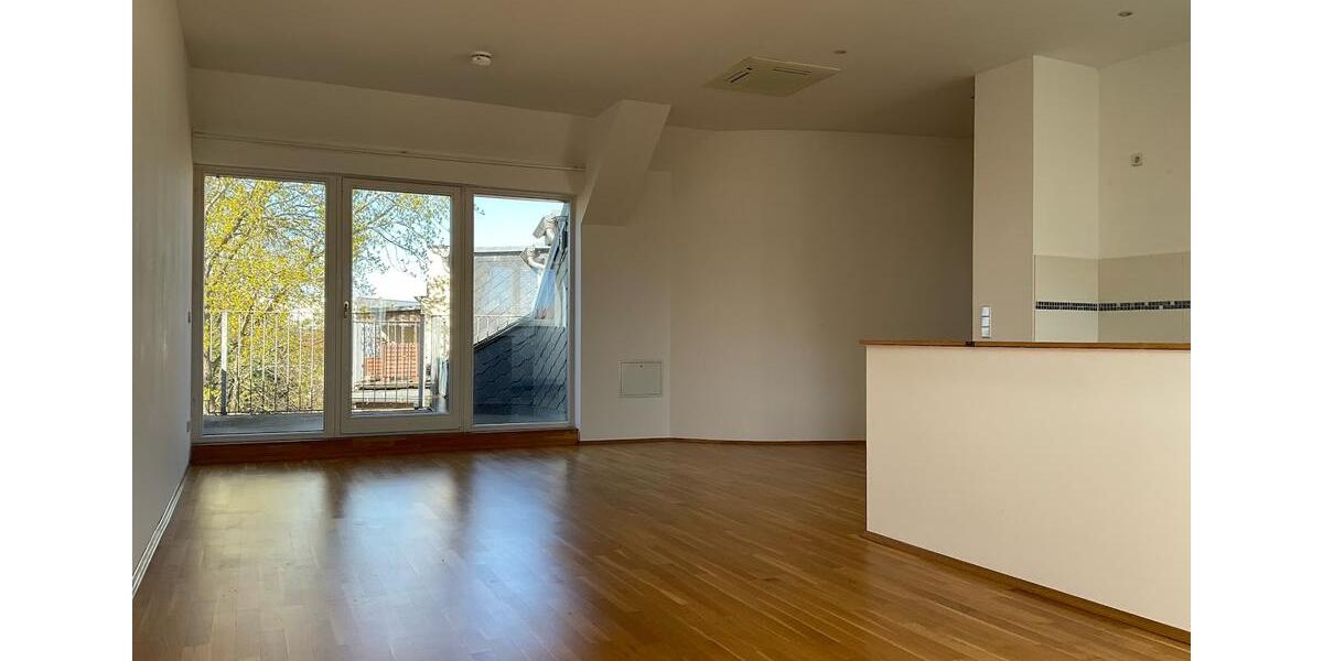 Dachgeschoßwohnung Leipzig Nord - 3 Zimmer, 77 m&sup2;, 901&euro; | Angebot:26068171