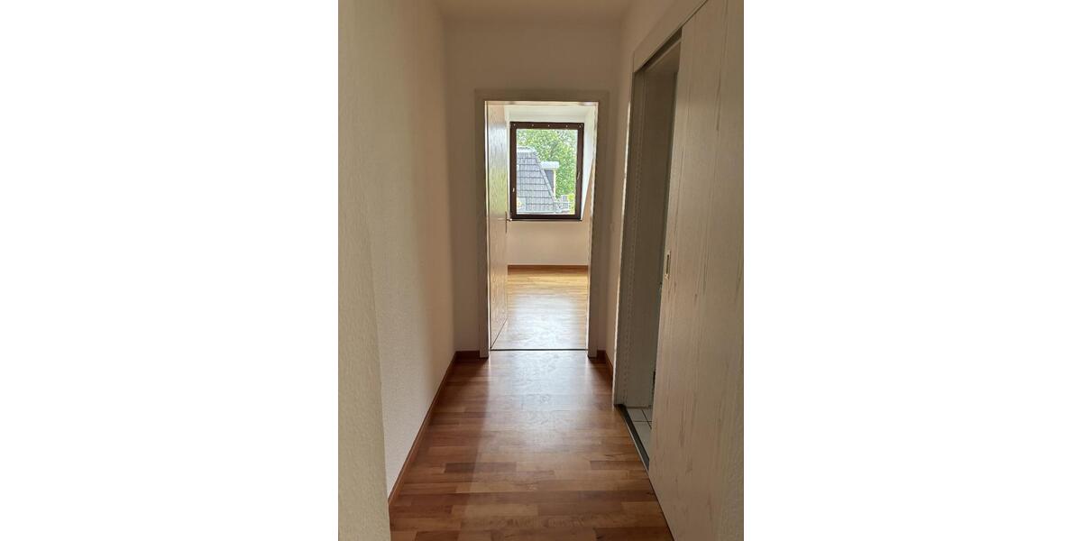 Dachgeschoßwohnung Markkleeberg - 2 Zimmer, 55 m&sup2;, 215.000&euro; | Angebot:26585232