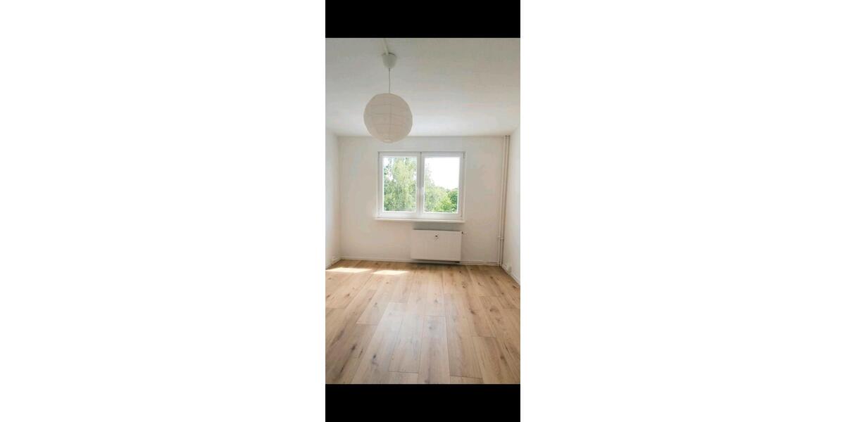 Etagenwohnung Leipzig Nordost - 3 Zimmer, 15 m&sup2;, 350&euro; | Angebot:26387764