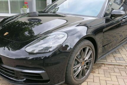 Porsche Panamera 99.000 km 62.990 &euro; Lucka 04613