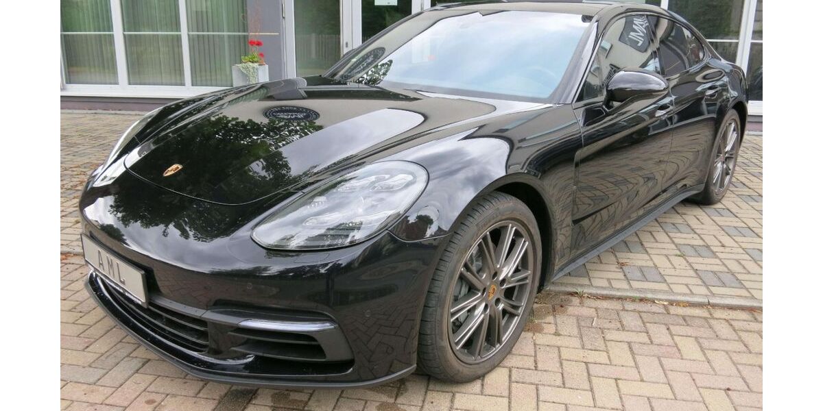 Porsche Panamera 99.000 km 62.990 &euro; Lucka 04613