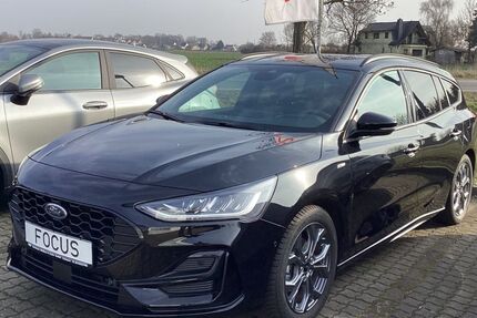 Ford Focus 8.700 km 24.490 &euro; Delitzsch 04509