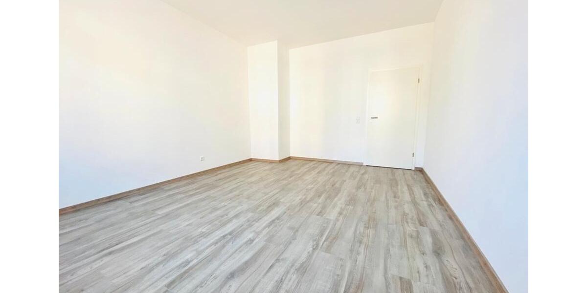 4-Raum-Wohnung mit Balkon frisch saniert in Leipzig - Gohlis WG-geeignet 4 zimmer