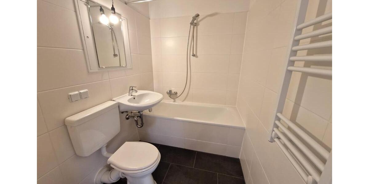 Etagenwohnung Leipzig West - 1 Zimmer, 33 m&sup2;, 342&euro; | Angebot:25342755