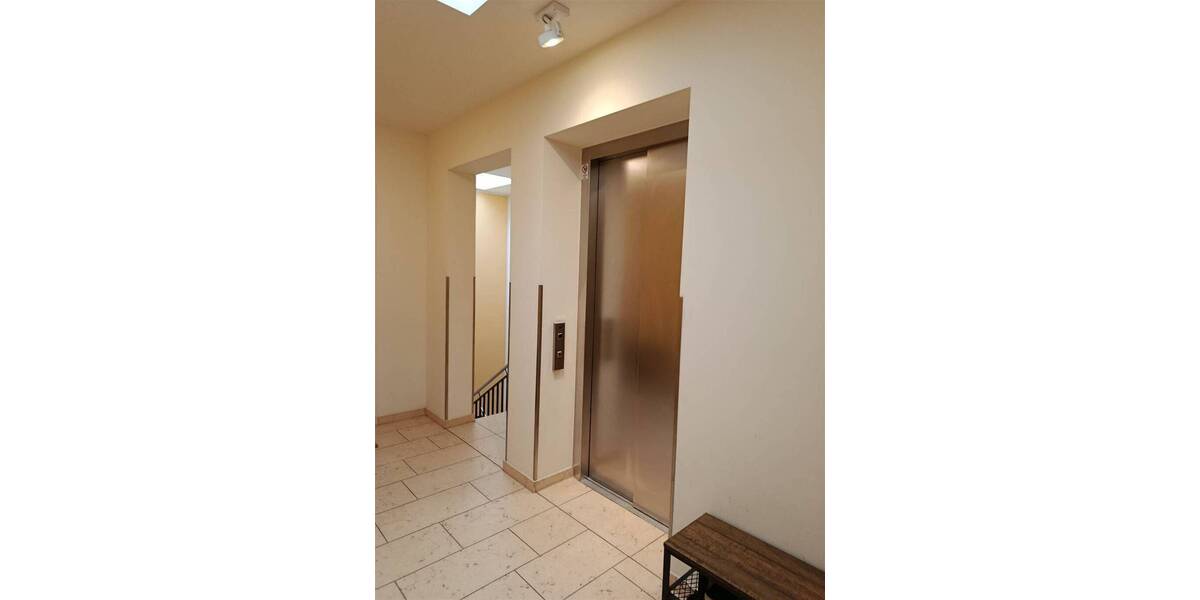 Etagenwohnung Zwenkau - 3 Zimmer, 108 m&sup2;, 1.499&euro; | Angebot:26308337