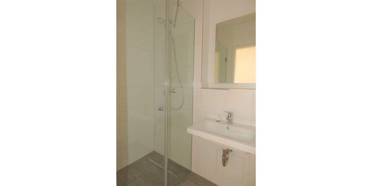 Etagenwohnung Leipzig Plagwitz - 3 Zimmer, 93 m&sup2;, 1.200&euro; | Angebot:25067152