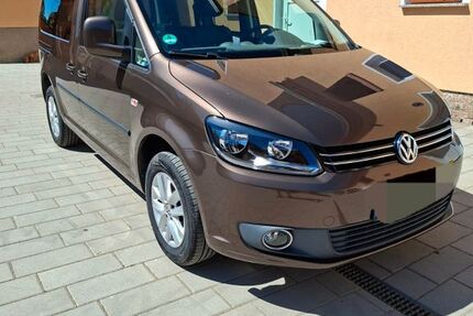 VW Caddy 86.900 km 9.600 &euro; Gostemitz 04838