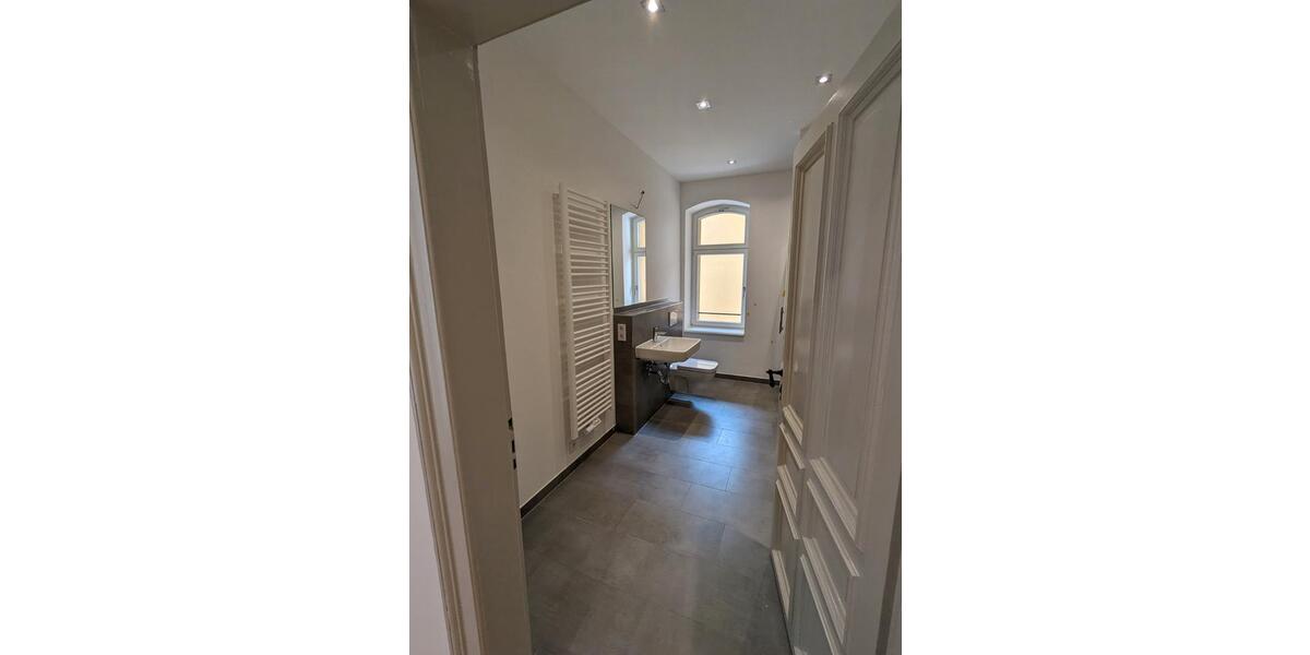 Erdgeschoßwohnung Borna - 3 Zimmer, 88 m&sup2;, 660&euro; | Angebot:26260044