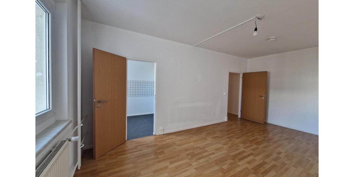 Etagenwohnung Leipzig Lausen-Grünau - 2 Zimmer, 46 m&sup2;, 367&euro; | Angebot:25582095