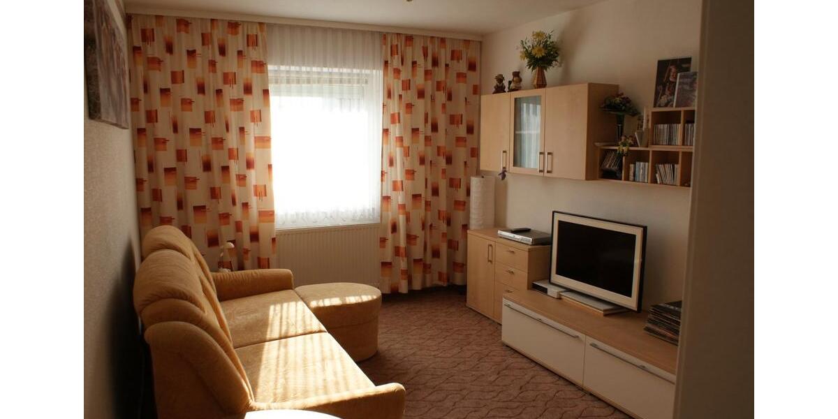 Reihenhaus Leipzig Nordwest - 4.5 Zimmer, 130 m&sup2;, 1.700&euro; | Angebot:26393158