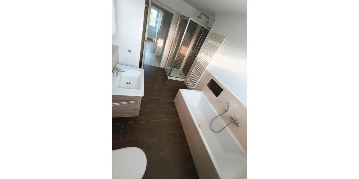 Dachgeschoßwohnung Leipzig Südost - 4 Zimmer, 100 m&sup2;, 350.000&euro; | Angebot:26574314
