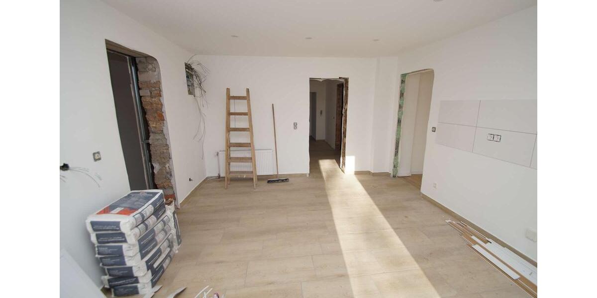 Erdgeschoßwohnung Schkopau - 3 Zimmer, 120 m&sup2;, 1.172&euro; | Angebot:24698919