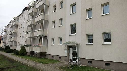 Wohnung zum Kaufen in Halle 90.000 € 51 m²