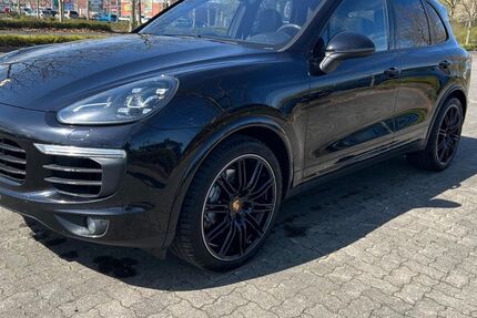 Porsche Cayenne 228.000 km 28.800 &euro; Rötha 04571