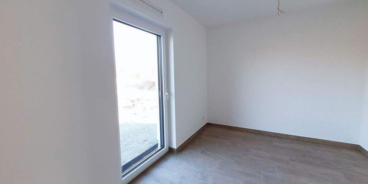 Bungalow Löbnitz - 4 Zimmer, 110 m&sup2;, 1.500&euro; | Angebot:25665788