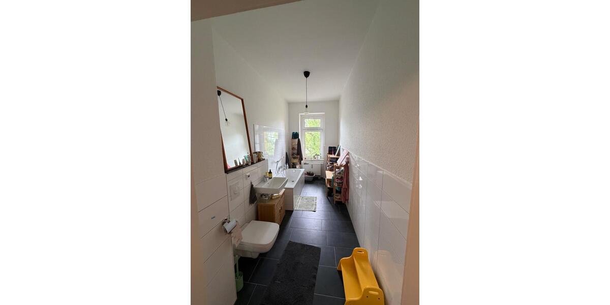 Etagenwohnung Leipzig Altwest - 4 Zimmer, 106 m&sup2;, 900&euro; | Angebot:26674390