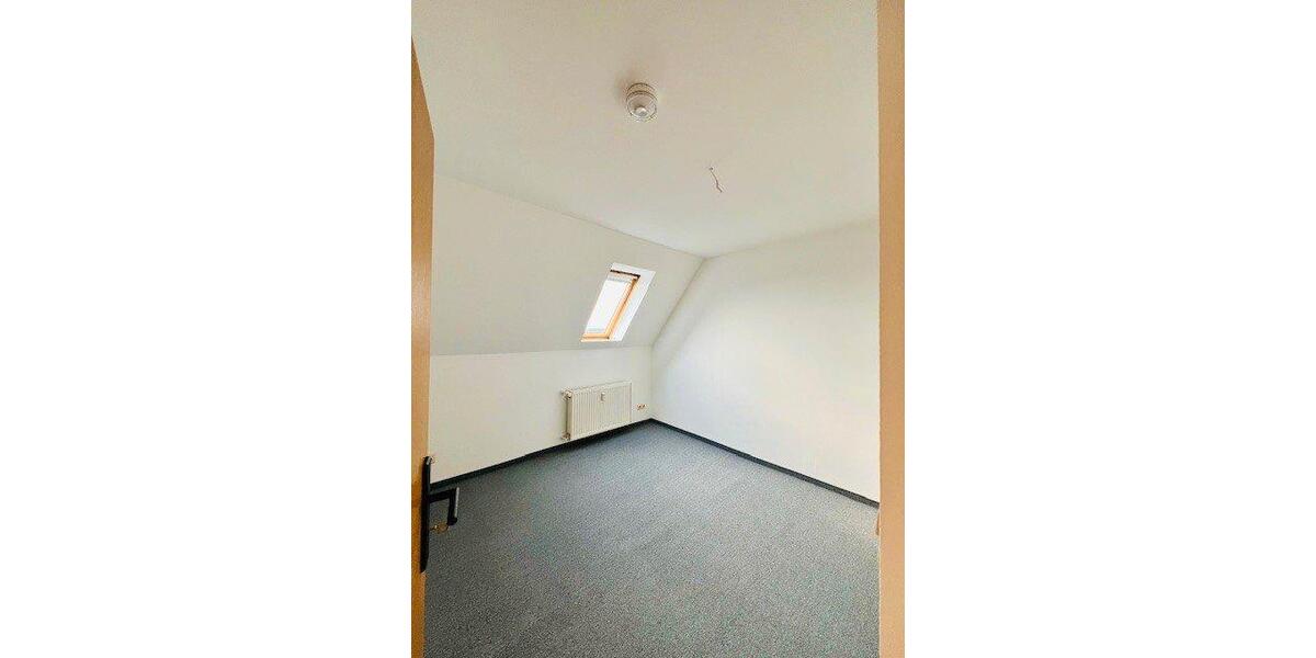 Maisonettenwohnung Zwenkau - 3 Zimmer, 75 m&sup2;, 475&euro; | Angebot:26297233