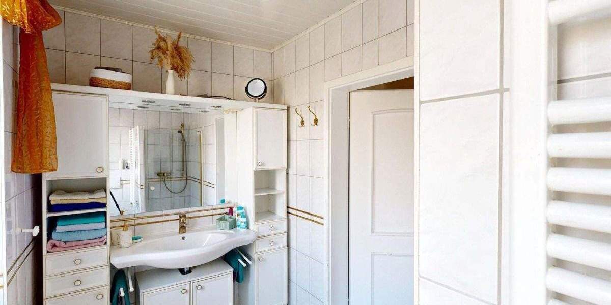 Einfamilienhaus Borna - 5 Zimmer, 145 m&sup2;, 325.000&euro; | Angebot:25738699