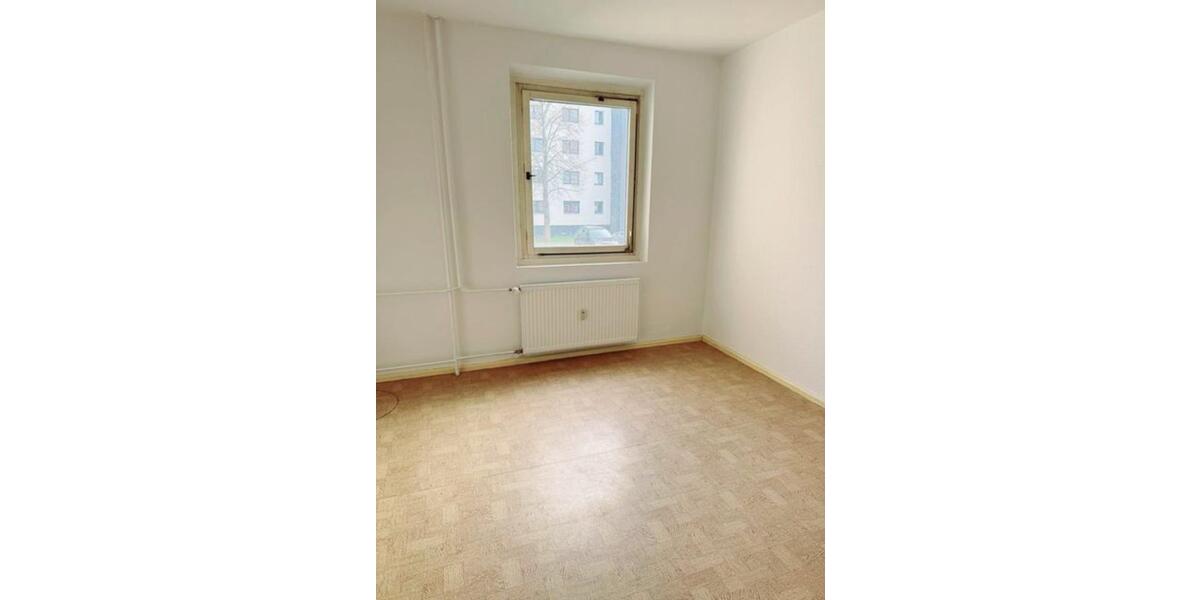 Erdgeschoßwohnung Kitzscher - 1 Zimmer, 39 m&sup2;, 130&euro; | Angebot:25238416
