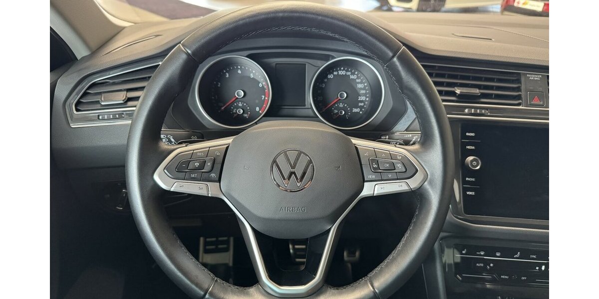 VW Tiguan 1.5 DSG/Led/Navi/Spur/ACC/Garantie 2027 40.000 km 26.490 &euro; Leipzig 04347