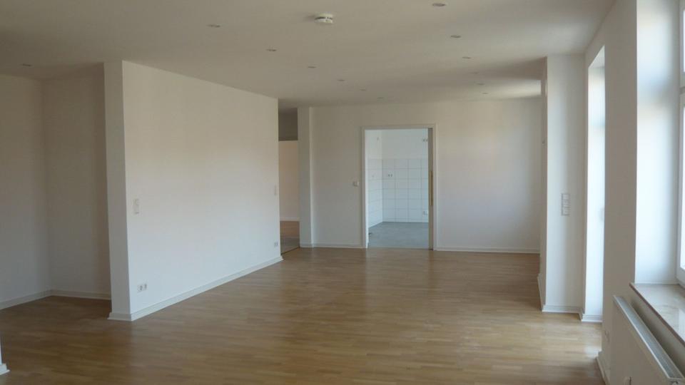 Etagenwohnung Delitzsch - 3 Zimmer, 123 m&sup2;, 1.050&euro; | Angebot:26350226