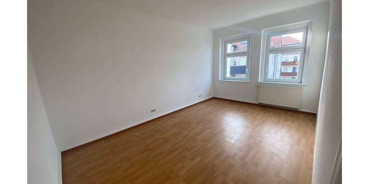 Knautkleeberg* neu renovierte 3 Raum-Whg.* 2.OG* Balkon* Tageslichtbad mit Wanne 3 zimmer