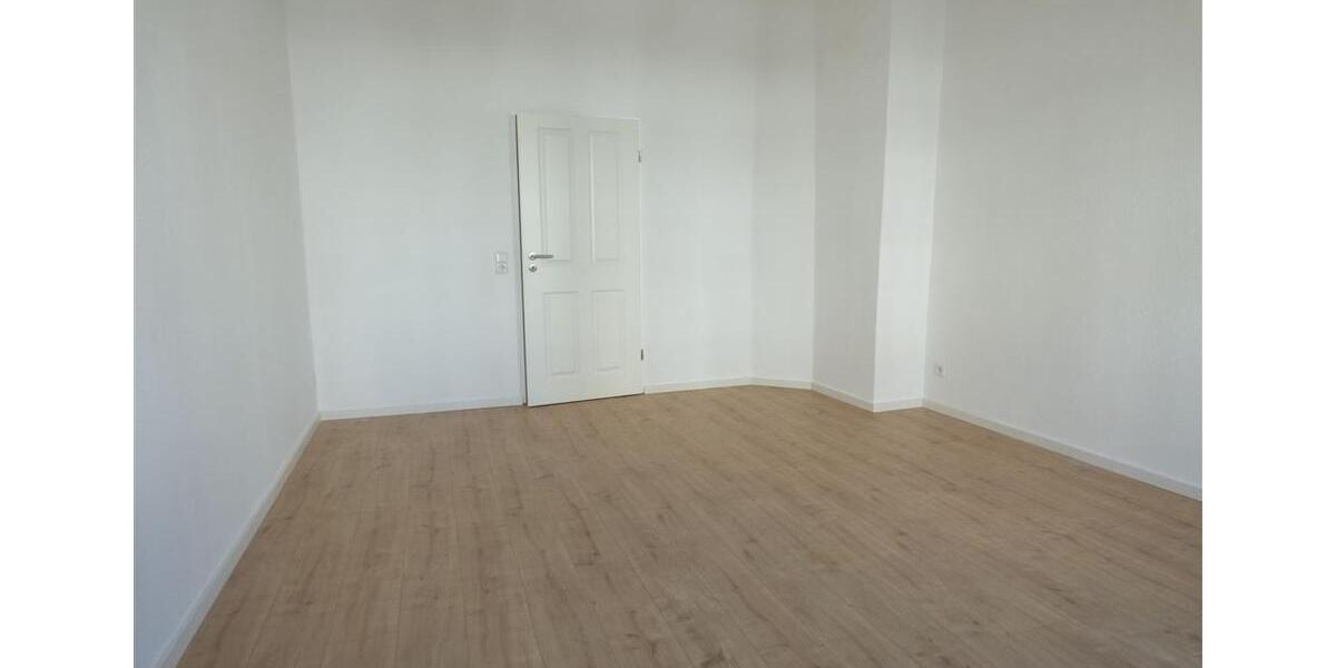 Familien aufgepasst!!! - 3-Raum Whg. in Gohlis, Bad mit Fenster, Wanne, helle Wohnküche! 3 zimmer