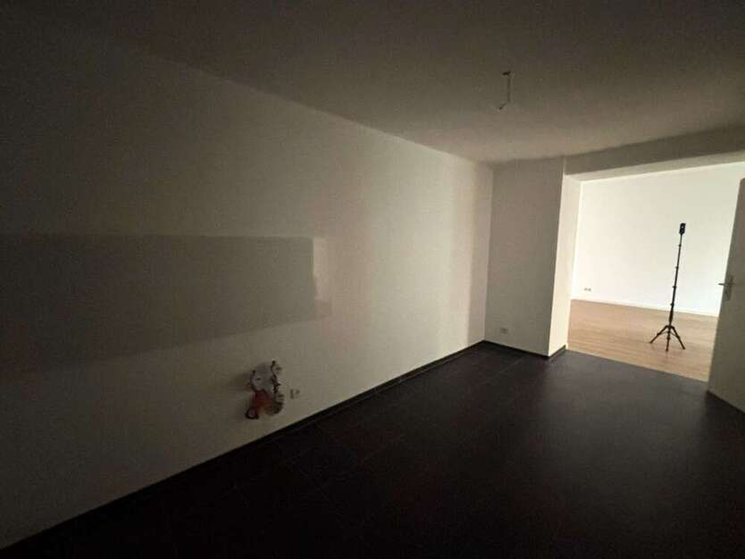 Bezugsfreie Erdgeschosswohnung in bester Lage: Soll-Rendite 5% 3 zimmer