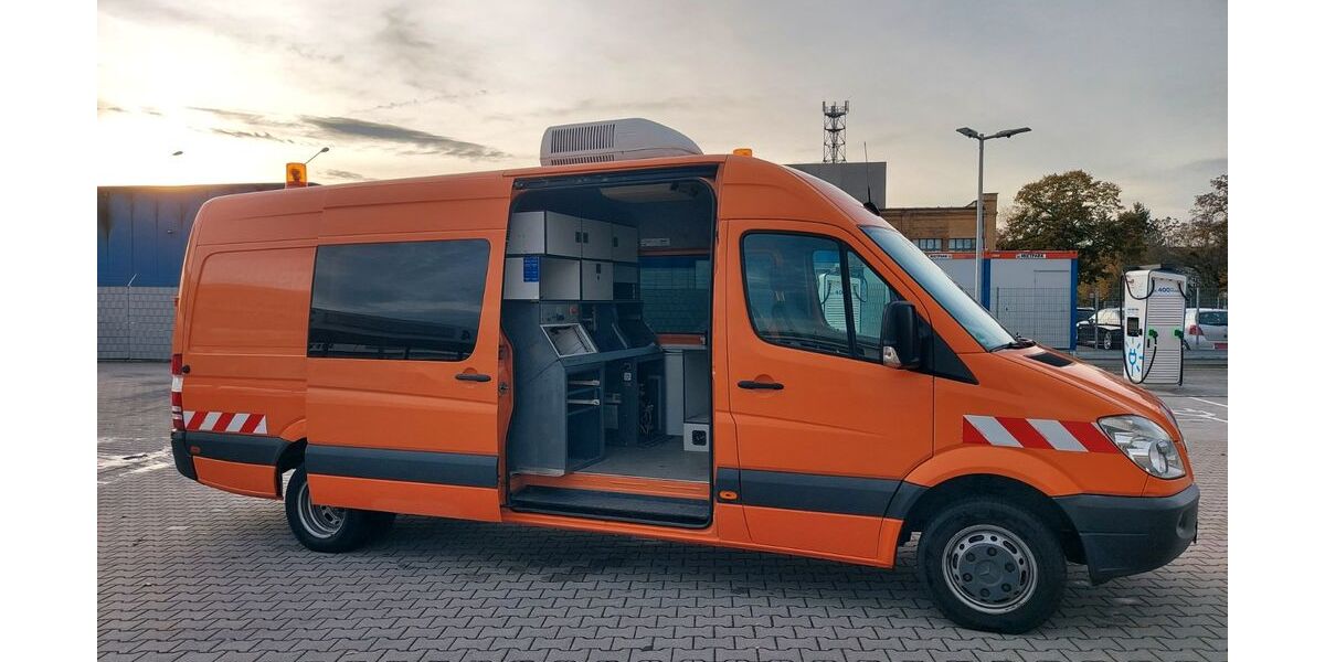 Mercedes-Benz Sprinter 166.000 km 13.999 &euro; Leipzig 04328