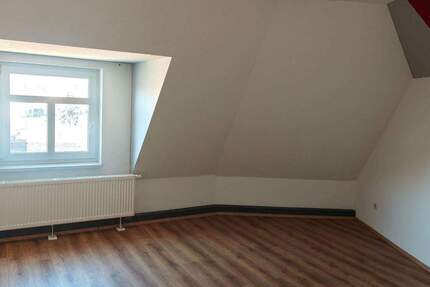 Wohnung Regis-Breitingen Breitingen - 4 Zimmer, 88 m&sup2;, 528&euro; | Angebot:25877660