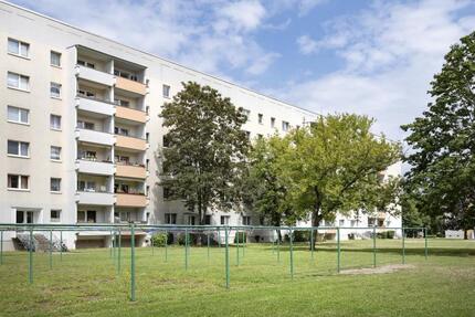 Wohnung Leipzig Lausen-Grünau - 1 Zimmer, 33 m&sup2;, 275&euro; | Angebot:25772492