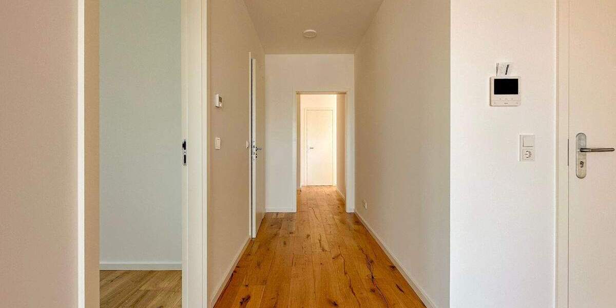 Exklusives Wohnen mit sonniger 11 m² Loggia und beeindruckendem Weitblick - provisionsfrei 4 zimmer