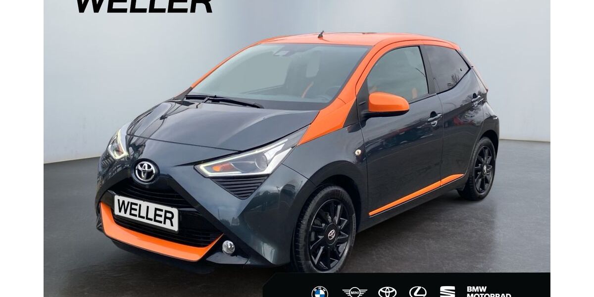 Toyota Aygo (X) 39.637 km 12.590 &euro; Leipzig 04178