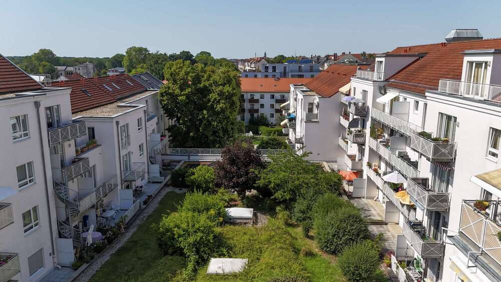 2-Raumwohnung (BJ 1995) mit 2 Balkonen, Aufzug, Tiefgarage & Blick in die Auenlandschaft 2 zimmer