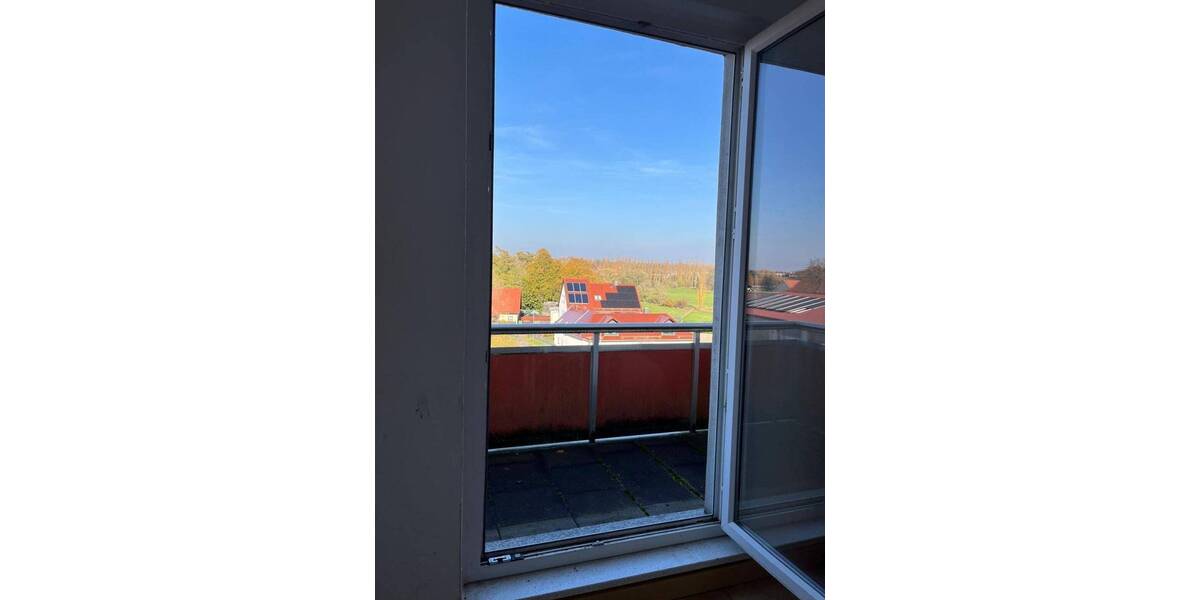 Etagenwohnung Groitzsch Großpriesligk - 3 Zimmer, 59 m&sup2;, 355&euro; | Angebot:24450618