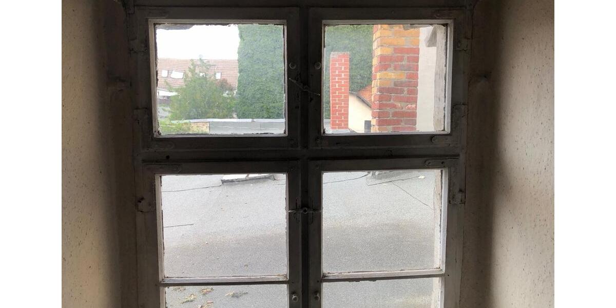 Reihenhaus Leipzig Nord - 10 Zimmer, 180 m&sup2;, 40.000&euro; | Angebot:26056546